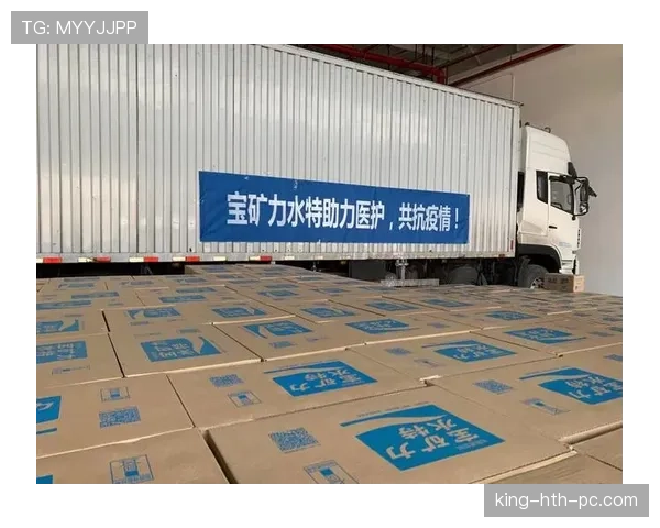 安赛龙家冰箱里塞满蛋白粉，连饮料都是自己配的电解质水